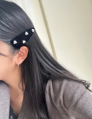 Pearl velvet holiday look ribbon heart snap side hair clip