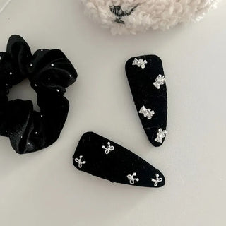 Pearl velvet holiday look ribbon heart snap side hair clip