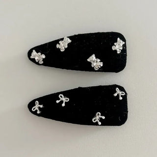 Pearl velvet holiday look ribbon heart snap side hair clip