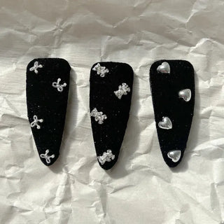 Pearl velvet holiday look ribbon heart snap side hair clip