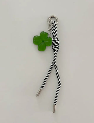Big Four-Leaf Clover Keyring Lucky Keychain Keyholder