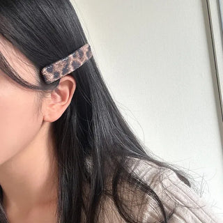 Leather Piece Leopard Print Side Hair Snap Clip