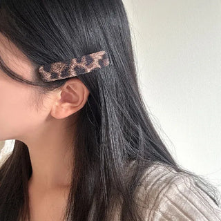 Leather Piece Leopard Print Side Hair Snap Clip