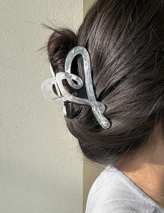 1+1 Marvel Drawing Heart Clear Claw Clip Updo Hair Pin
