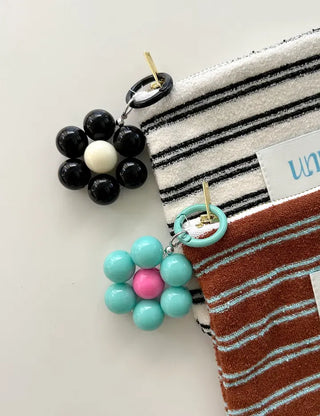 Round Flower Keyring Beaded Flower Phone Strap Keychain