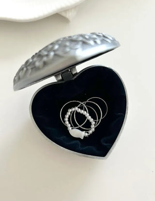 Fish bead ring, mother-of-pearl thread ring, layered set