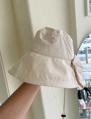 Sun-blocking safari hat, hiking hat, resort hat, bucket hat