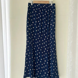 Flower pleated skirt women's elastic long skirt