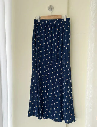 Flower pleated skirt women's elastic long skirt