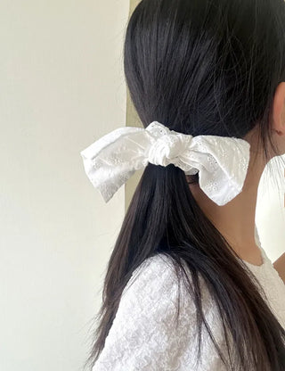 Eyelet oversized ribbon scrunchie hair tie