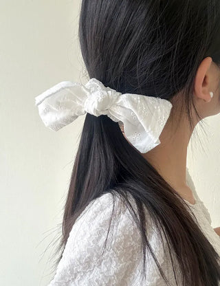 Eyelet oversized ribbon scrunchie hair tie