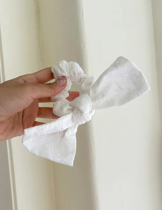 Eyelet oversized ribbon scrunchie hair tie