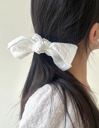 Eyelet oversized ribbon scrunchie hair tie