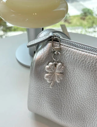 Metal four-leaf clover keyring metal phone strap car key holder