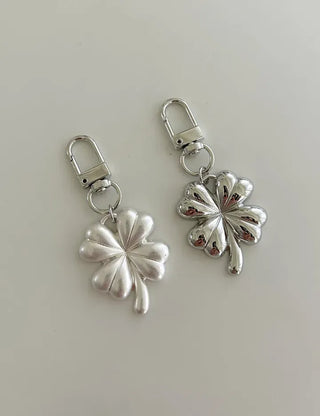 Metal four-leaf clover keyring metal phone strap car key holder