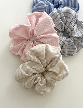 Rustling striped hair scrunchie