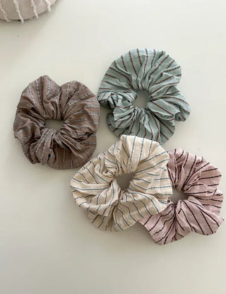 Rustling striped hair scrunchie