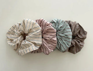 Rustling striped hair scrunchie