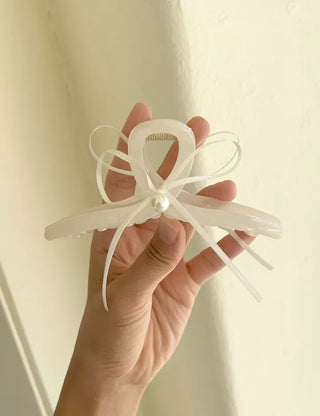 Pearl thin ribbon hair clip updo wedding guest look hair clip