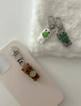 Four-leaf clover cat keyring flocked doll phone charm