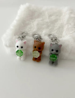 Four-leaf clover cat keyring flocked doll phone charm