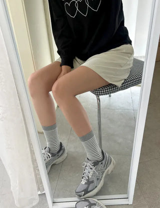 Daily women's ribbed pattern fashion mid-calf socks