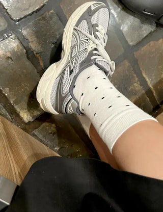 Daily women's ribbed pattern fashion mid-calf socks