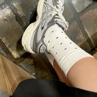 Daily women's ribbed pattern fashion mid-calf socks
