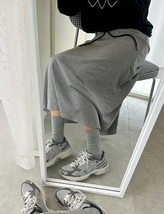 Daily women's ribbed pattern fashion mid-calf socks