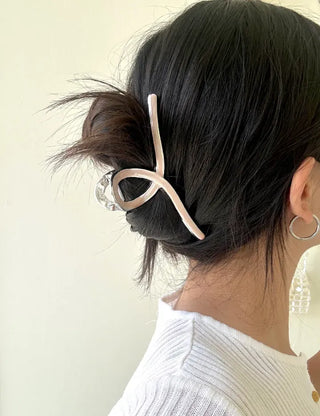 Flat-price shimmer hair clip large updo
