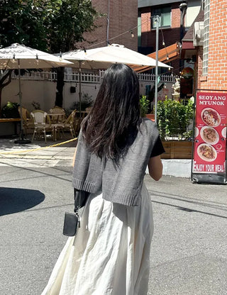 A must-have for transitional seasons: Wool button knit shawl, shoulder shawl, women's autumn cardigan shawl