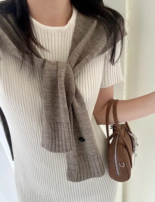 A must-have for transitional seasons: Wool button knit shawl, shoulder shawl, women's autumn cardigan shawl
