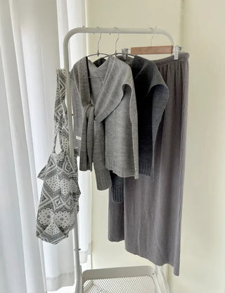 A must-have for transitional seasons: Wool button knit shawl, shoulder shawl, women's autumn cardigan shawl