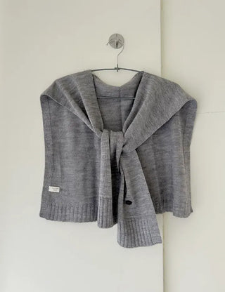 A must-have for transitional seasons: Wool button knit shawl, shoulder shawl, women's autumn cardigan shawl