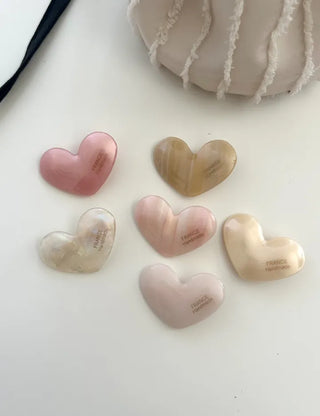 Creamy Heart Hairpin Marble Mini Claw Clip