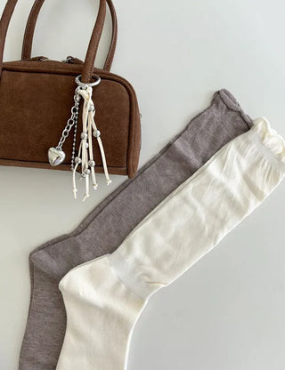 Frilled plain women's socks, loose-fit knit socks, mid-calf socks