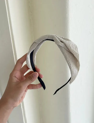 Recommended autumn wedding guest look: Waffle ribbon headband, slim hairband