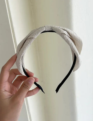 Recommended autumn wedding guest look: Waffle ribbon headband, slim hairband