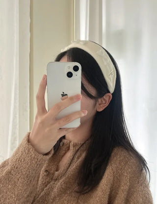 White yarn ribbon knit bandana headband