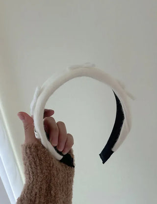 White yarn ribbon knit bandana headband