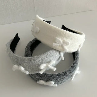 White yarn ribbon knit bandana headband