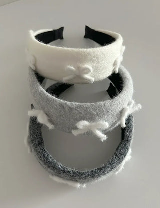 White yarn ribbon knit bandana headband