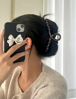 Giant Twist Hair Clip Matte Leopard Print Updo