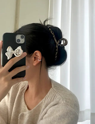 Giant Twist Hair Clip Matte Leopard Print Updo