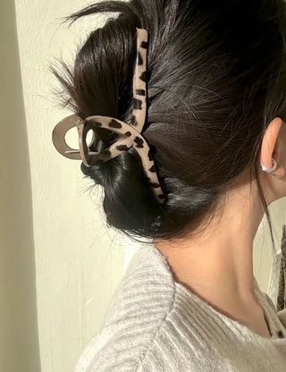Giant Twist Hair Clip Matte Leopard Print Updo