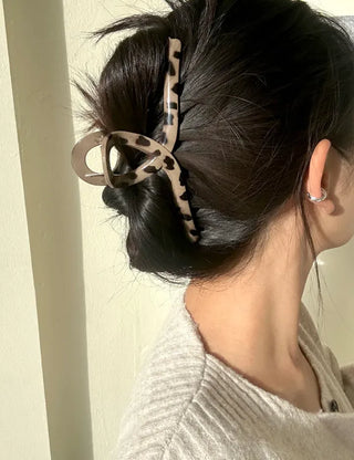 Giant Twist Hair Clip Matte Leopard Print Updo