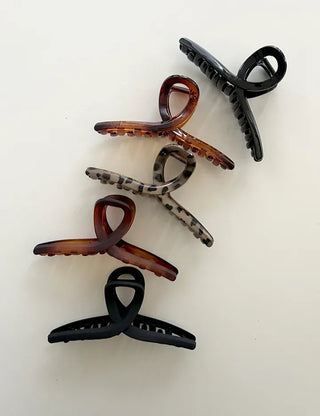 Giant Twist Hair Clip Matte Leopard Print Updo