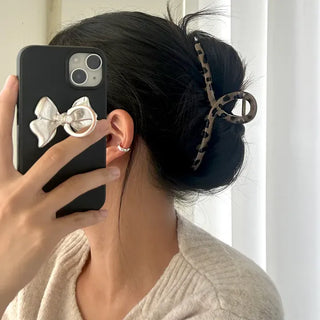 Giant Twist Hair Clip Matte Leopard Print Updo
