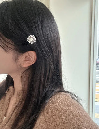 Piece Pendant Cubic Pearl Velvet Mini Hair Clip