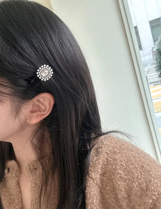 Piece Pendant Cubic Pearl Velvet Mini Hair Clip